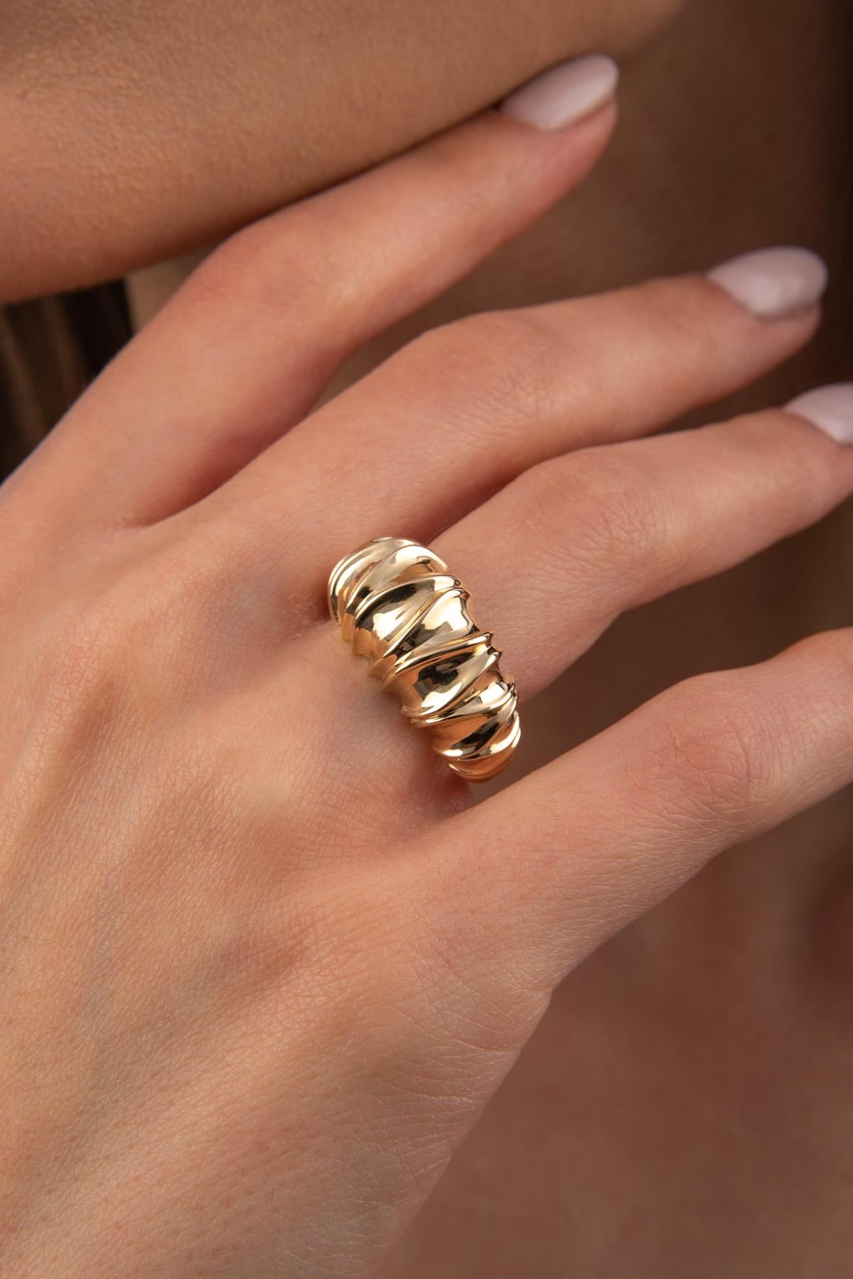 14K Gold Lunara Ring