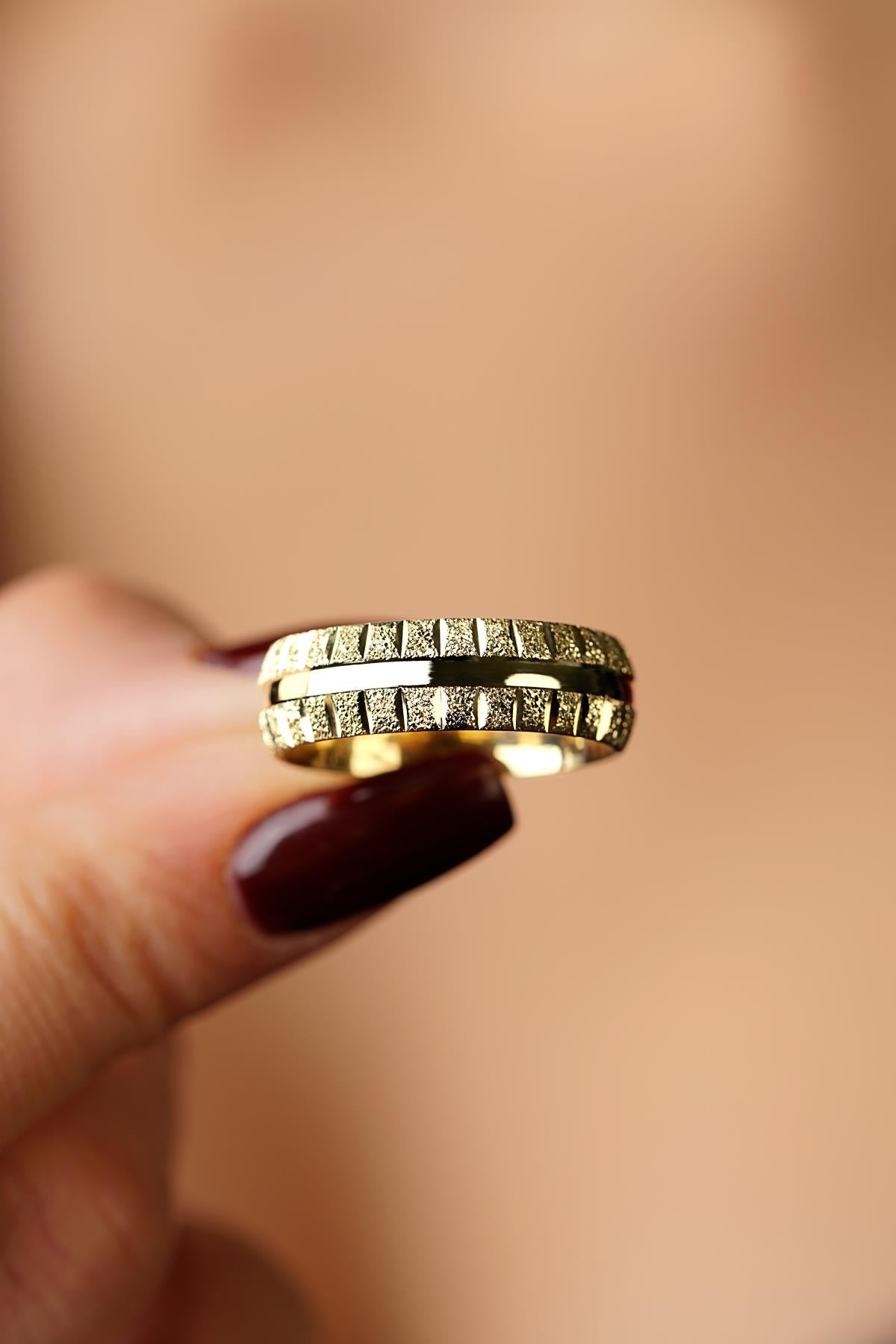 14K Gold Marzipan Wedding Band