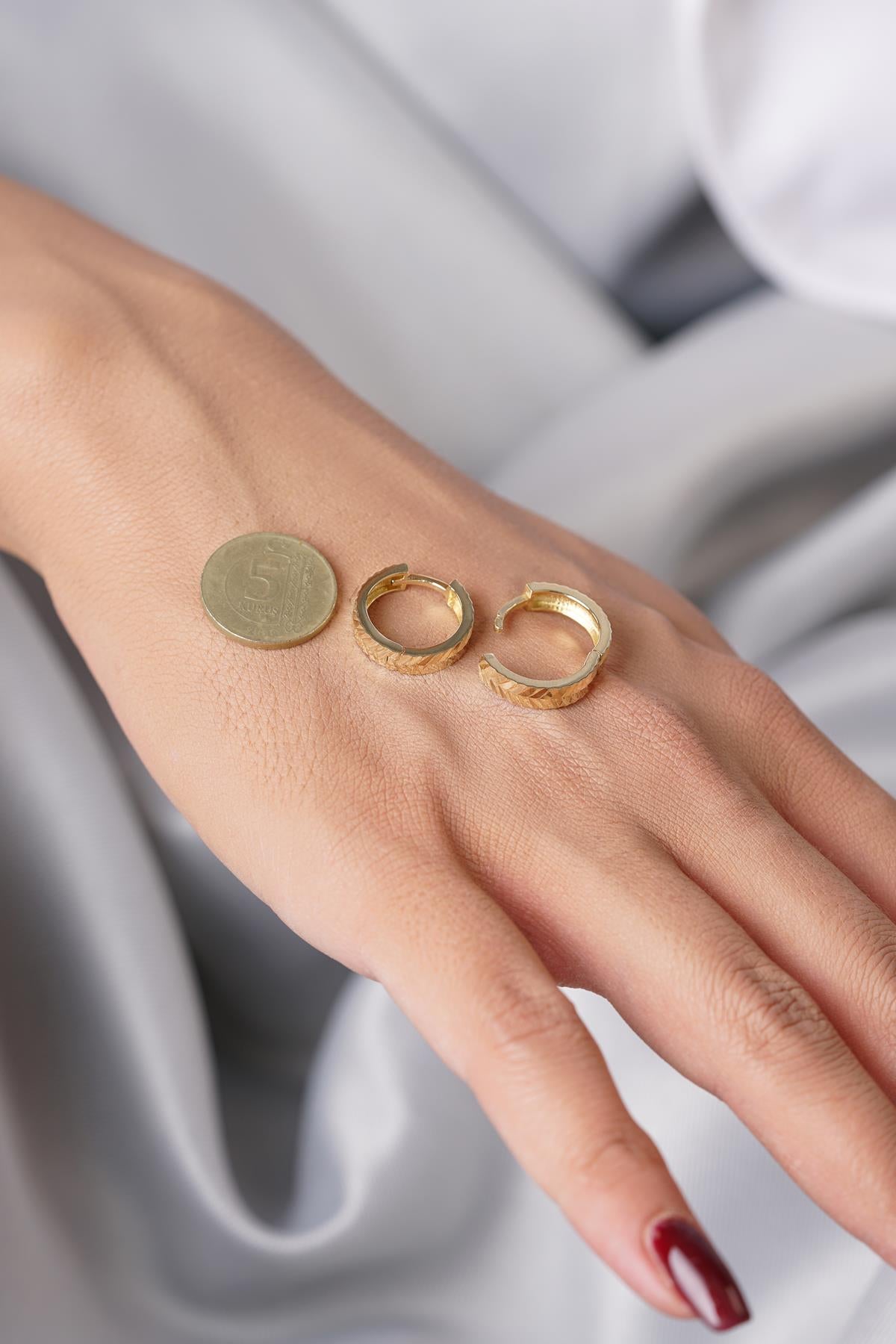14K Solid Gold Midi Wheat Spike Studs
