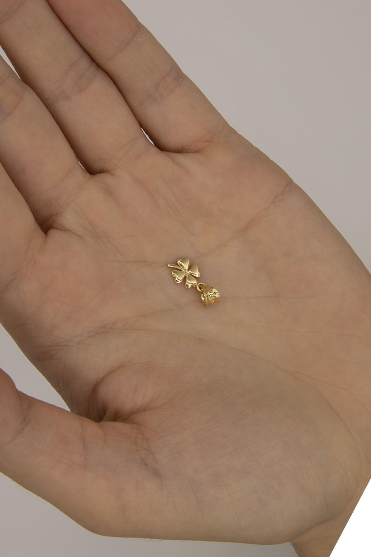 14K Gold Mini Clover Pendant