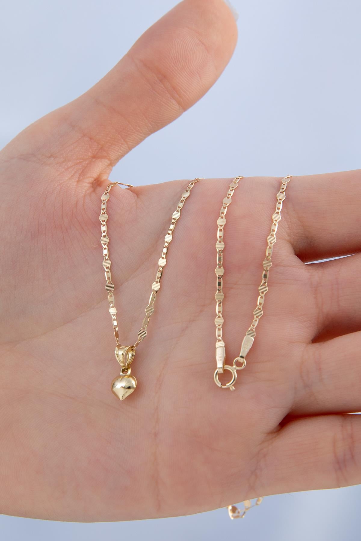 14K Gold Mirror Link Mariner Chain Small Puff Heart Necklace