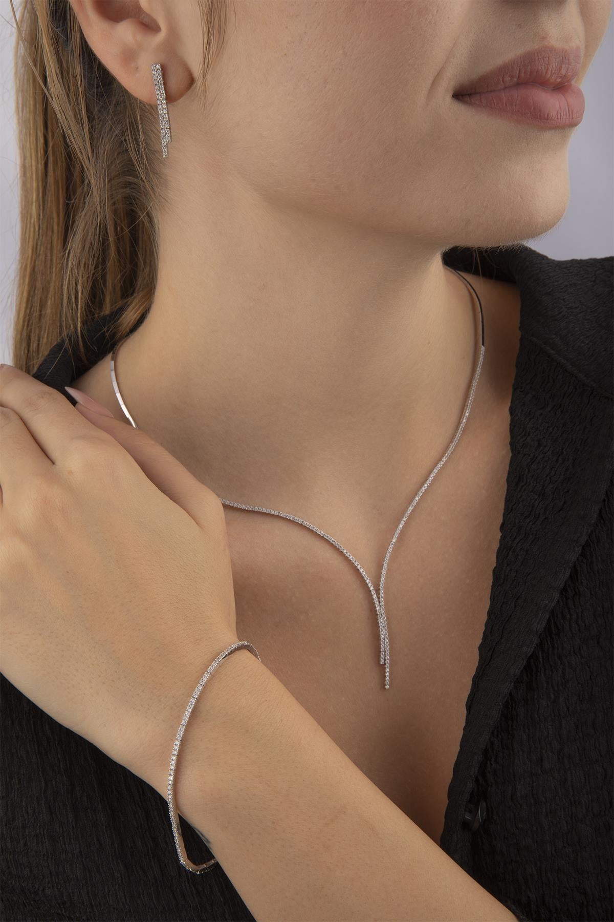 14K Gold Modish One Row Tennis Set