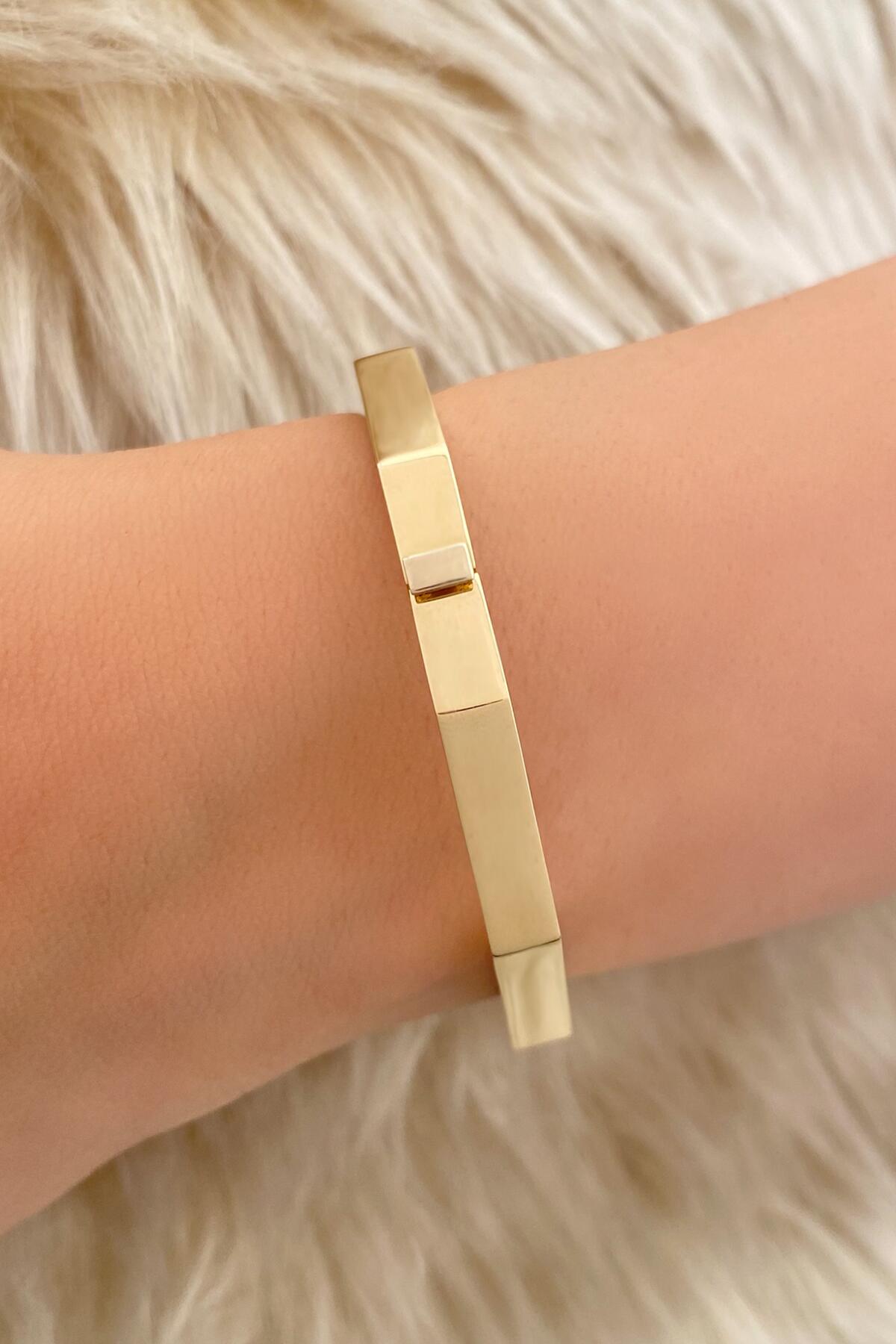 14K Gold Octagonal Bangle Bracelet