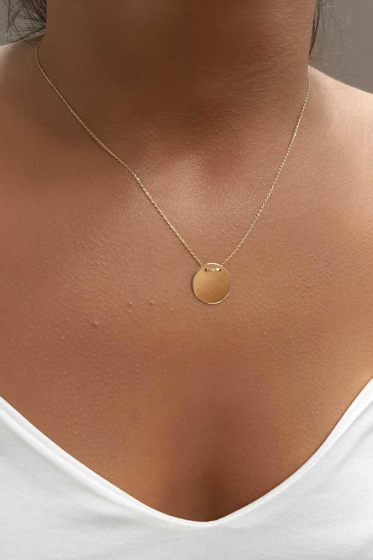 14K Gold Oval Plate Necklace