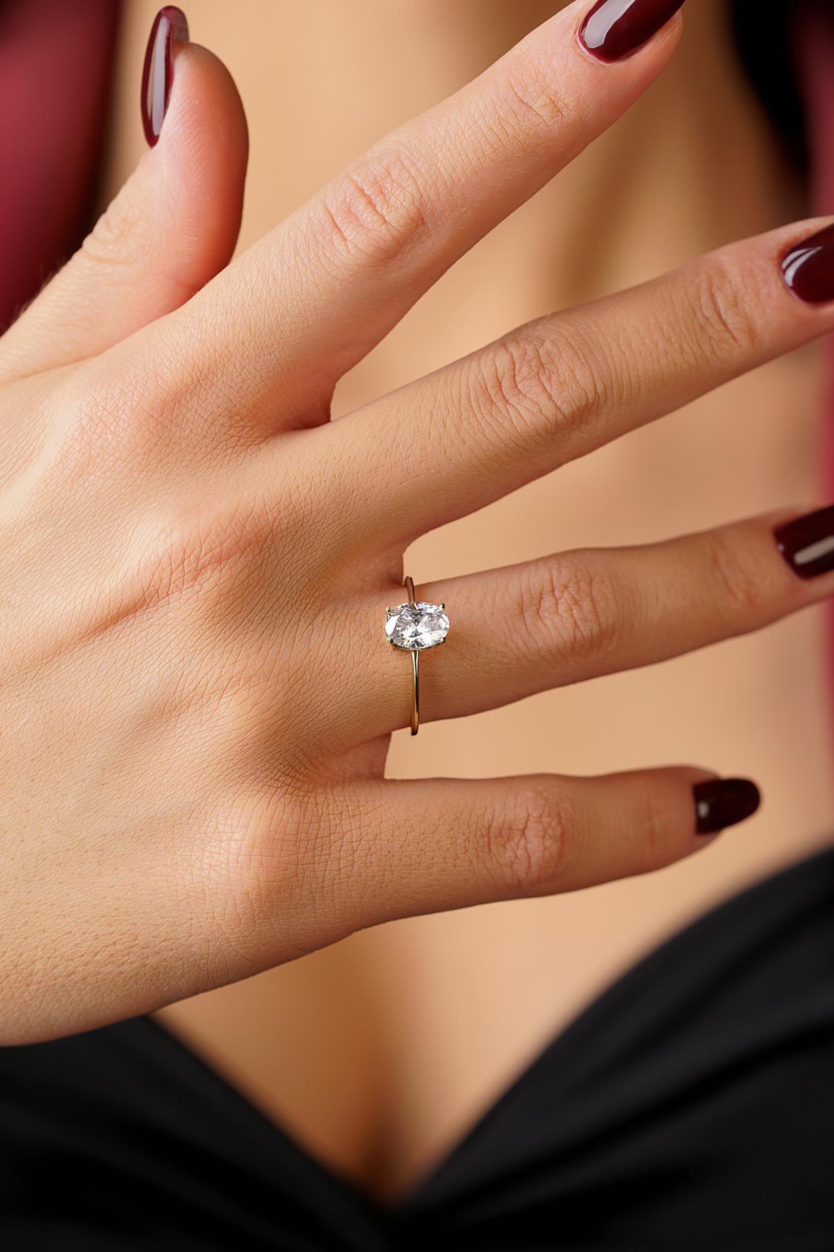 14K Gold Oval Solitaire Ring
