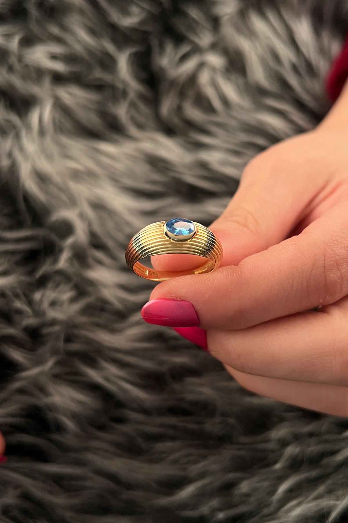 14K Gold Patterened Aquamarine Ring