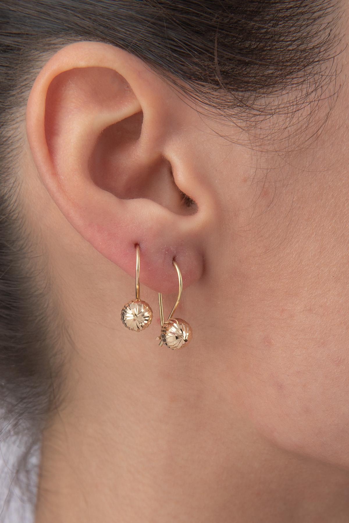14K Gold Patterned Euroball Earrings ( Small )