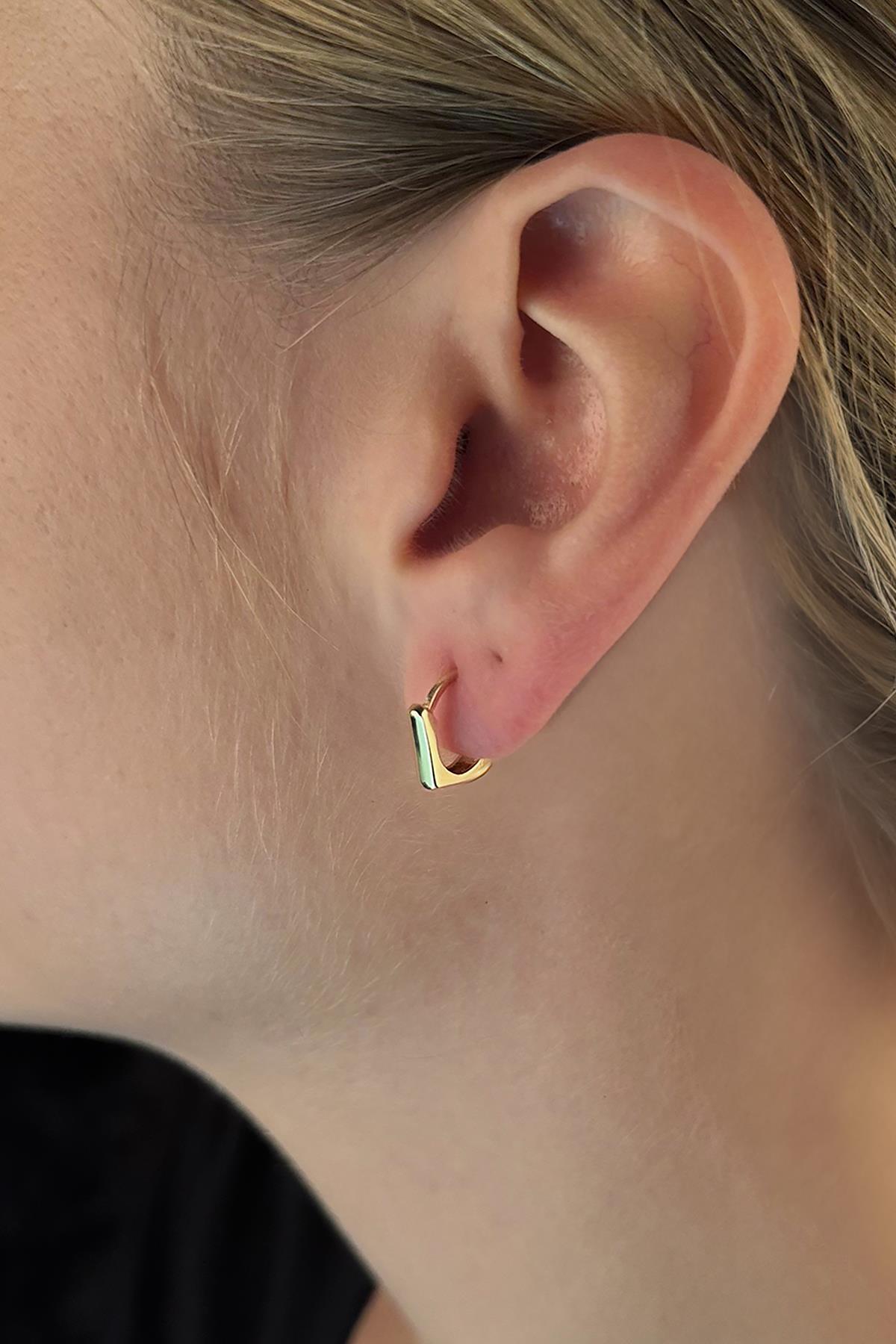 14K Gold Pentagon Shape Huggie Earrings