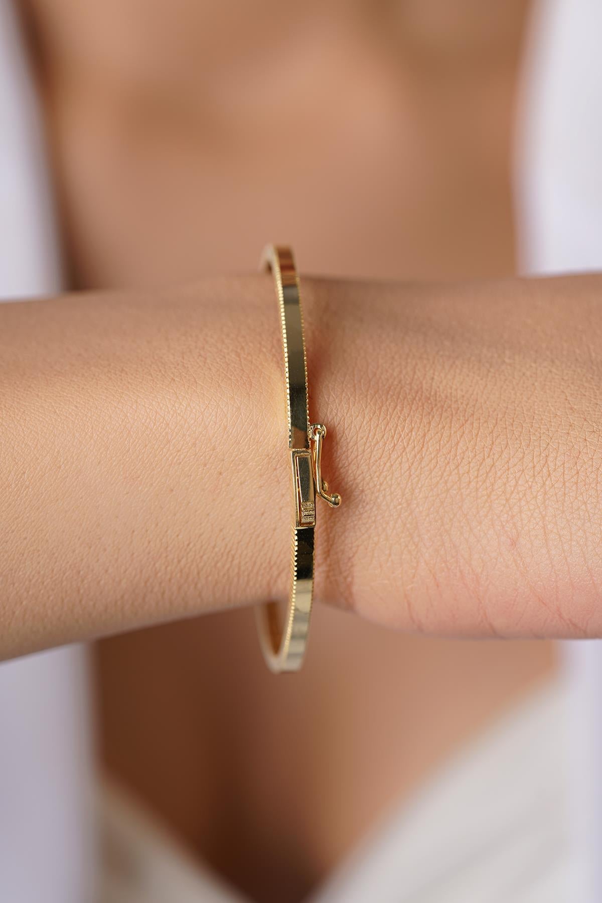 14K Gold Plain Ajda Cuff Bracelet