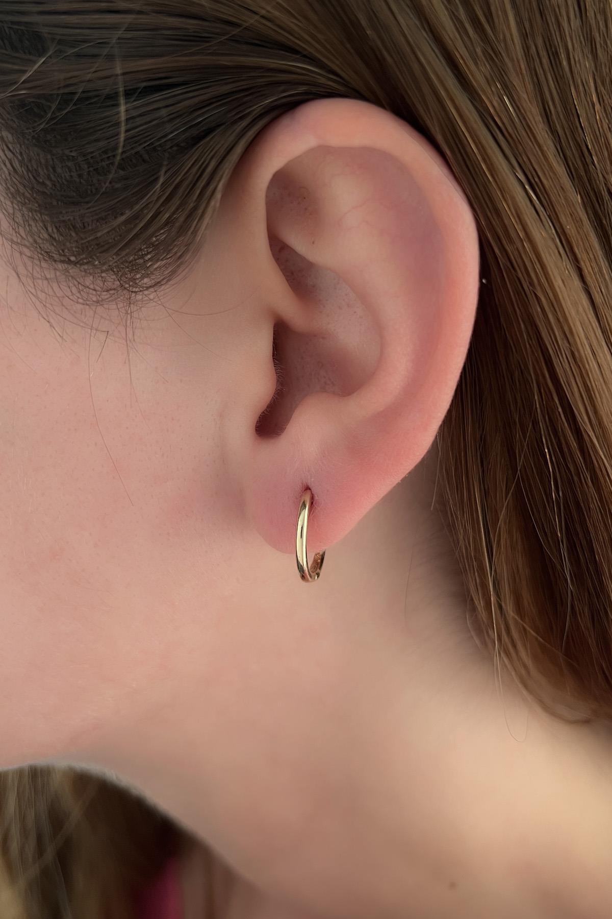 14K Gold Plain Hoop Earrings