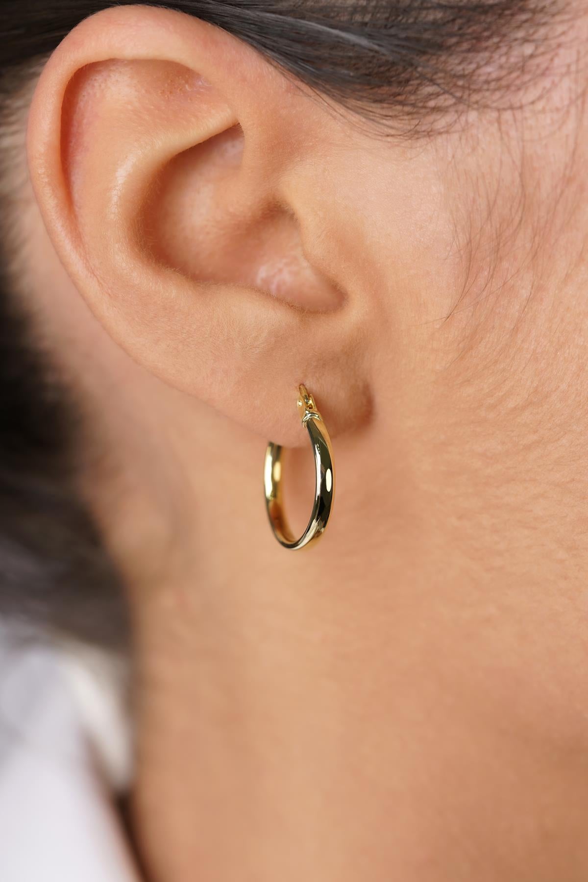 14K Gold Plain Tube Hoop Earrings
