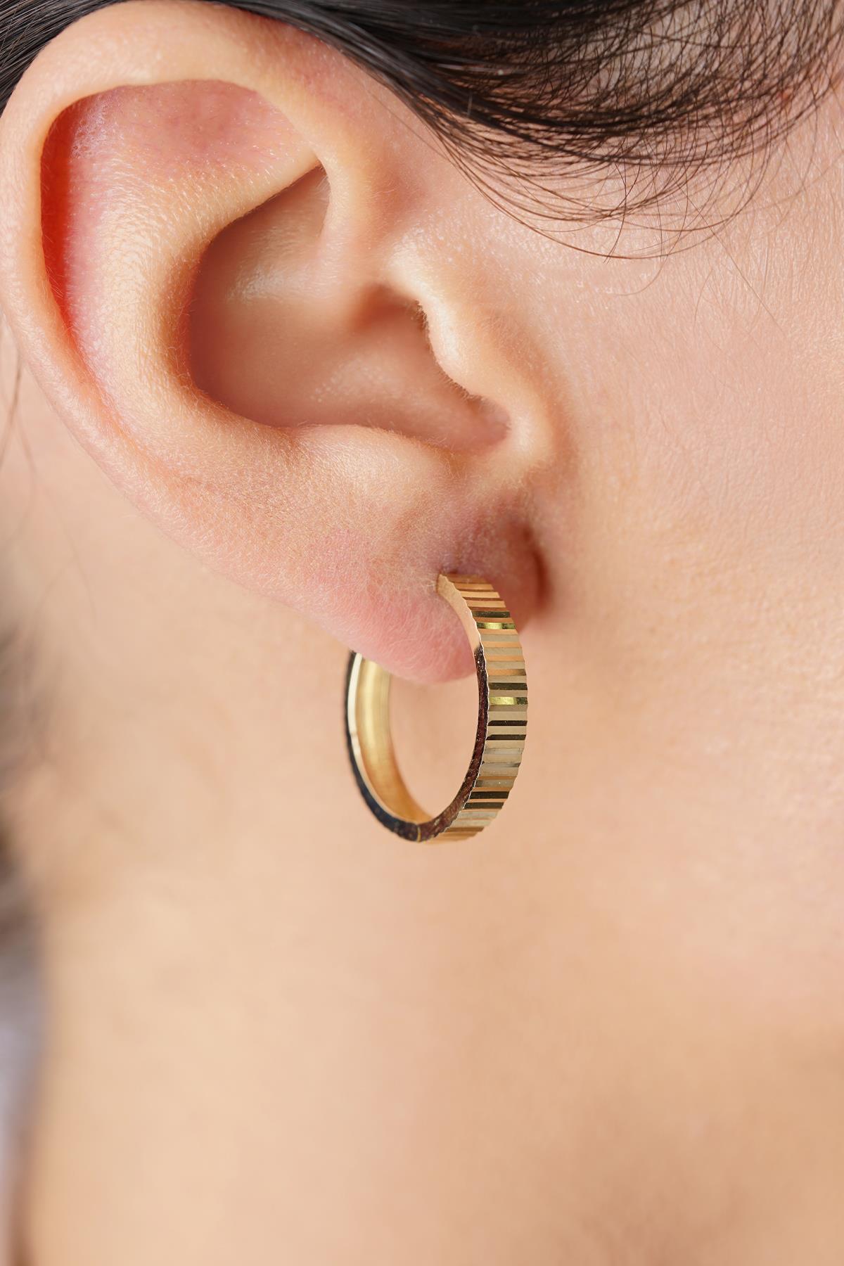 14K Gold Polished Large Hoop Earrings