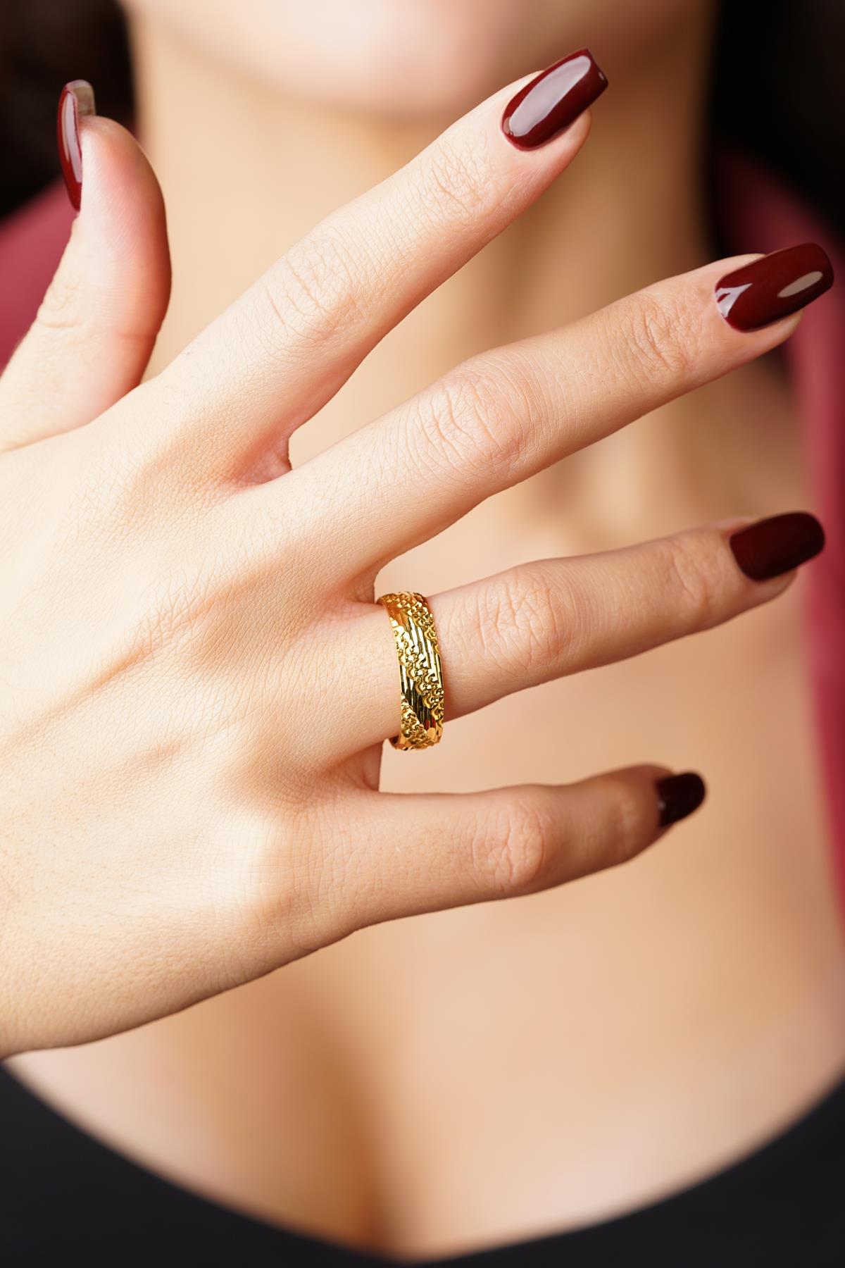 14K Gold Promessa Wedding Band