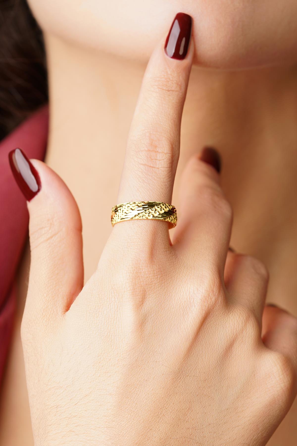 14K Gold Promessa Wedding Band