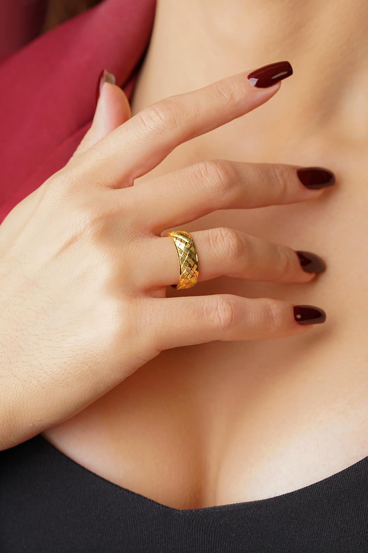 14K Gold Pura Wedding Band
