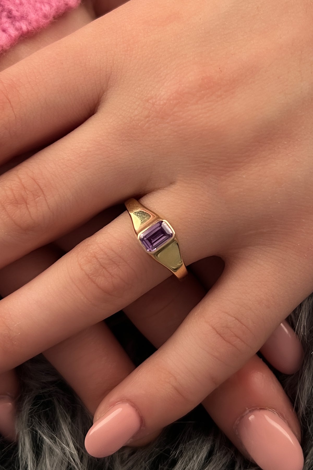 14K Gold Purple Amethyst Ring
