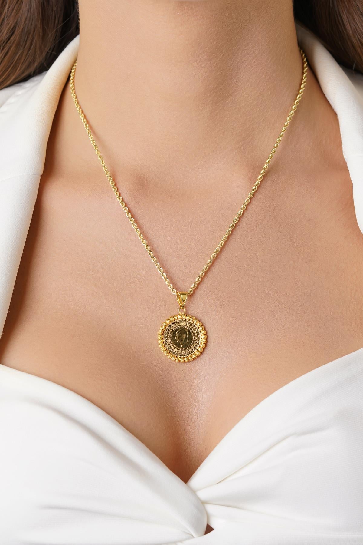 14K Solid Gold Quarter Coin with Twisted Rope Chain Necklace