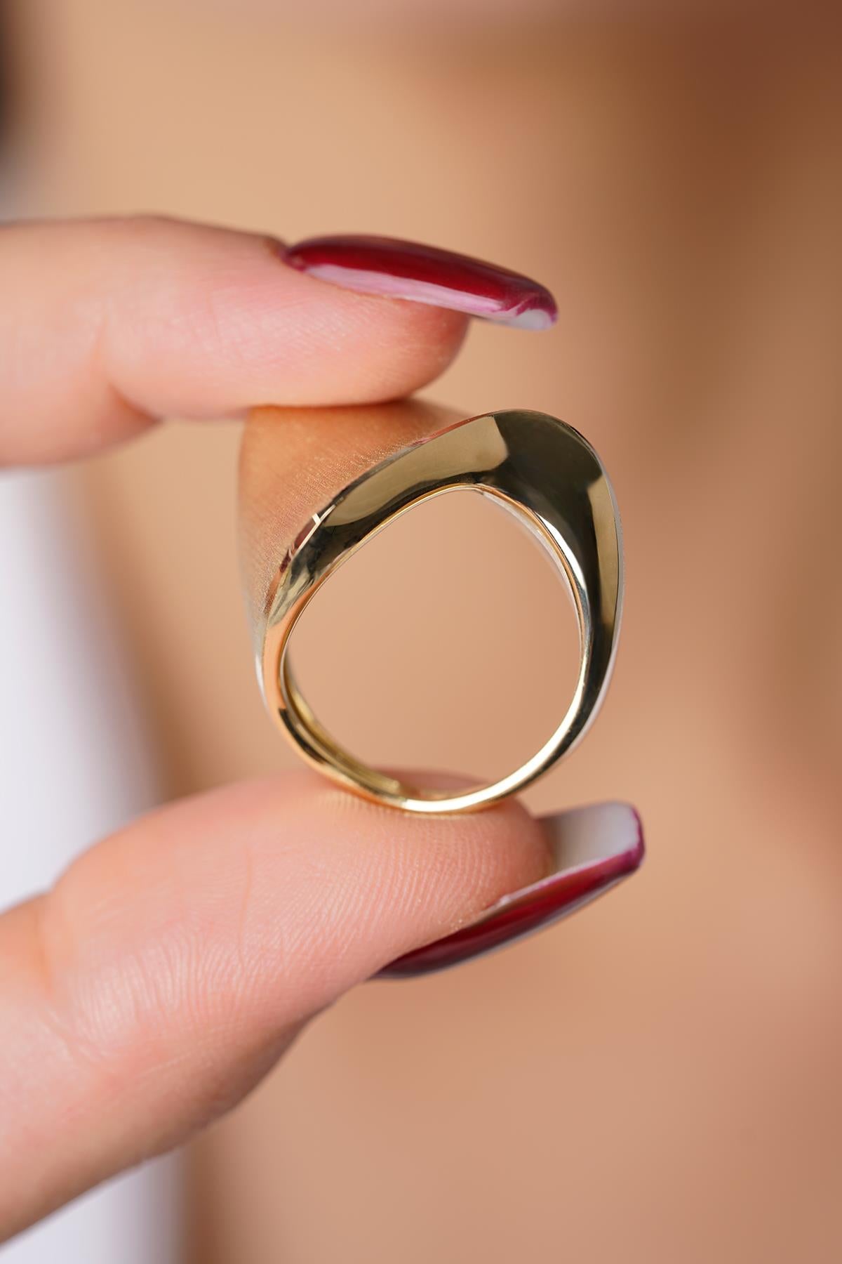 14K Gold Rina Minimalist Band Ring