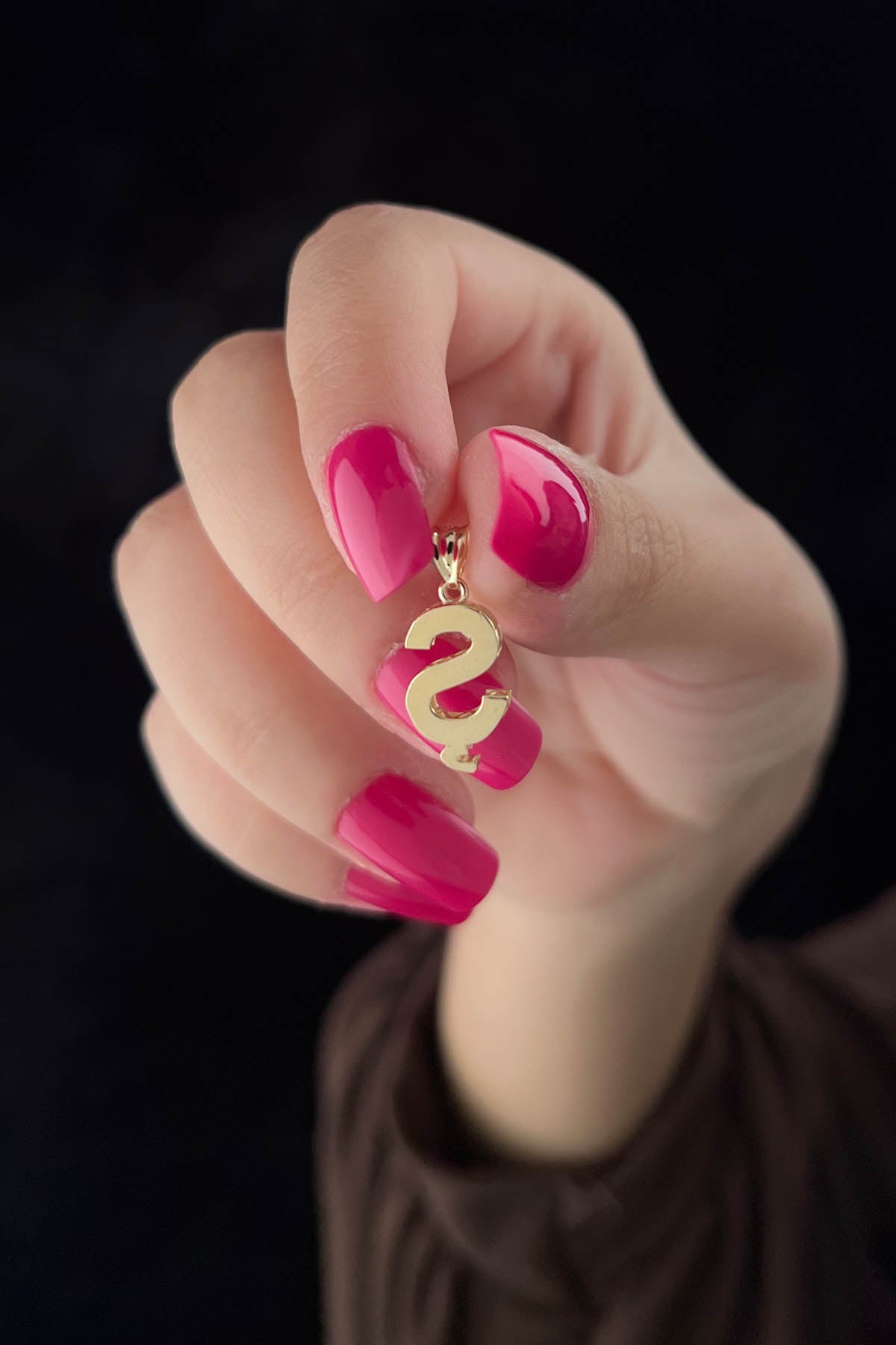 14K Gold Ş Letter Mini Shine Pendant