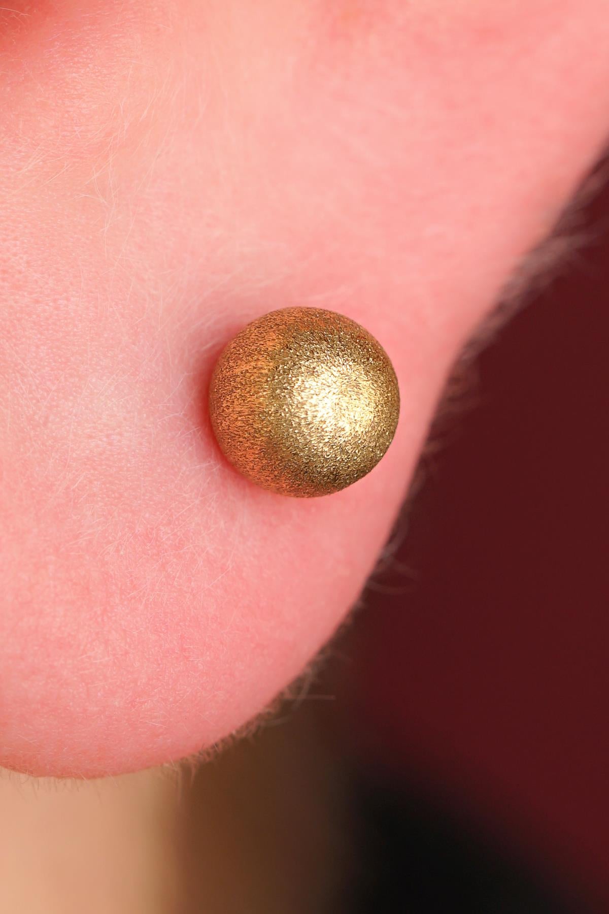 14K Gold Sandblasted Ball Men’s Earring
