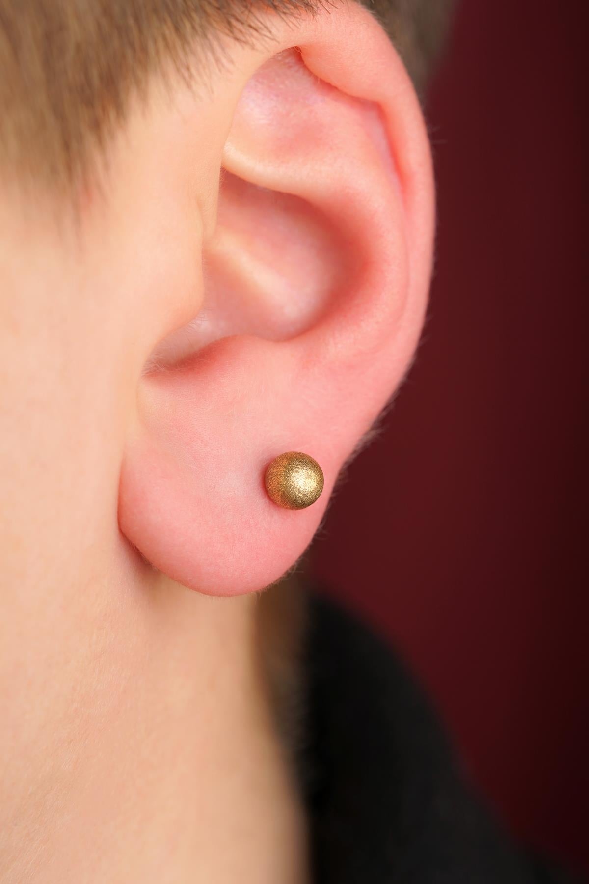 14K Gold Sandblasted Ball Men’s Earring
