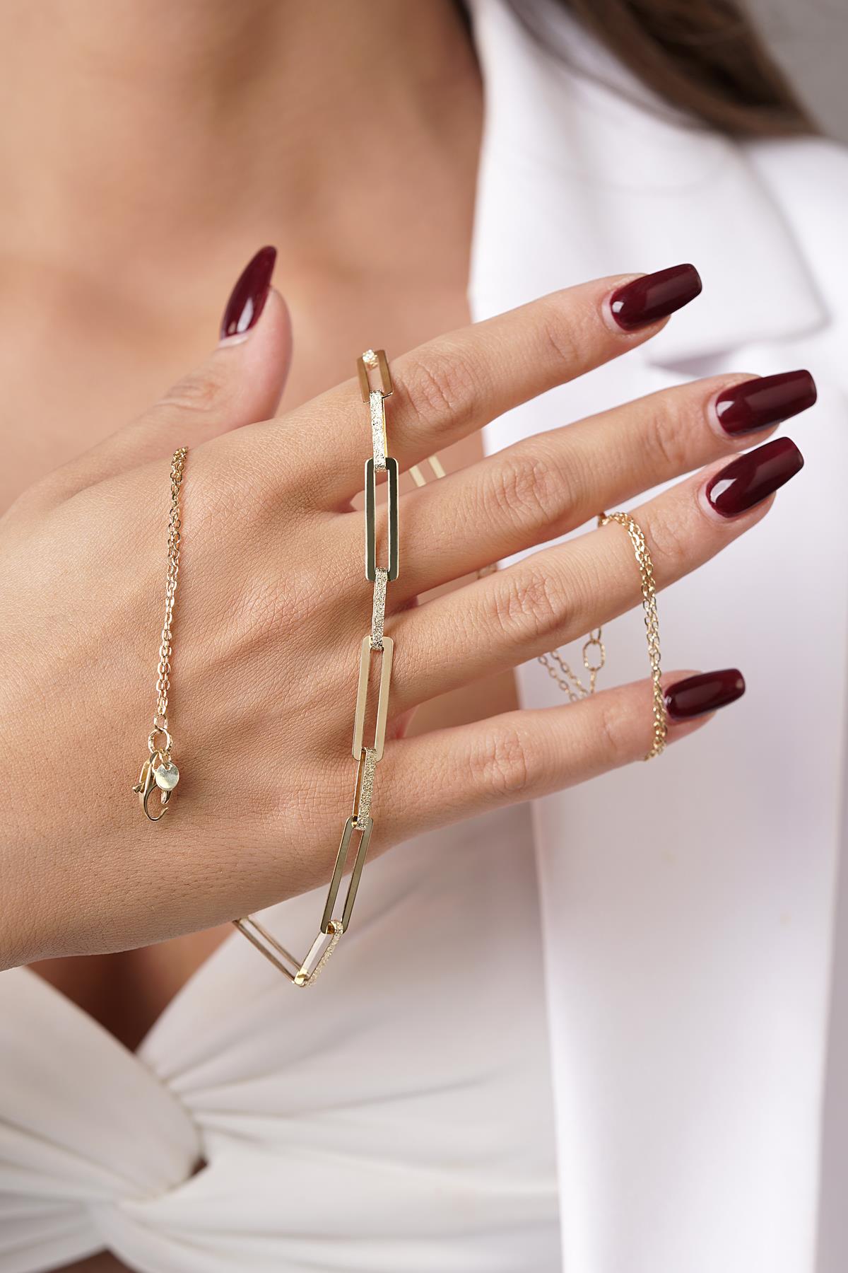 14K Gold Sandblasted Paperclip Necklace