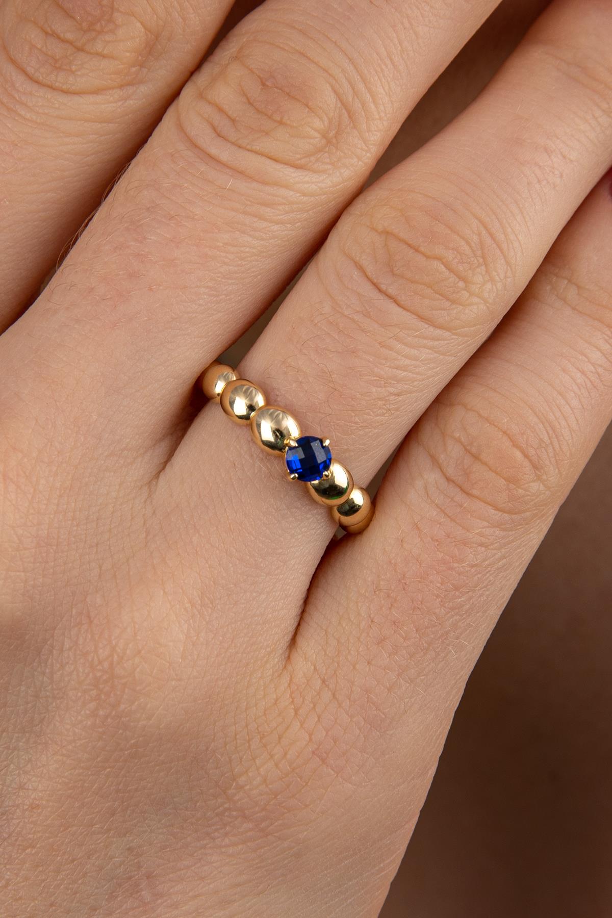 14K Gold Sapphire Stone Domed Ring