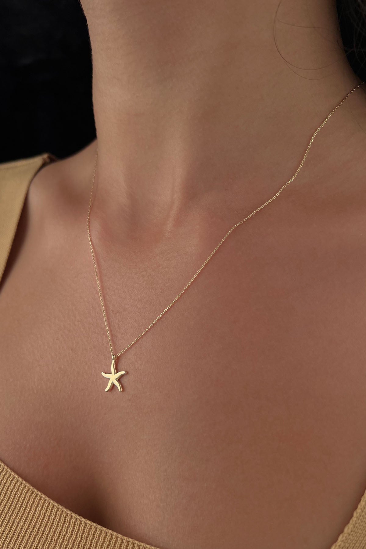 14K Gold Sea Star Necklace