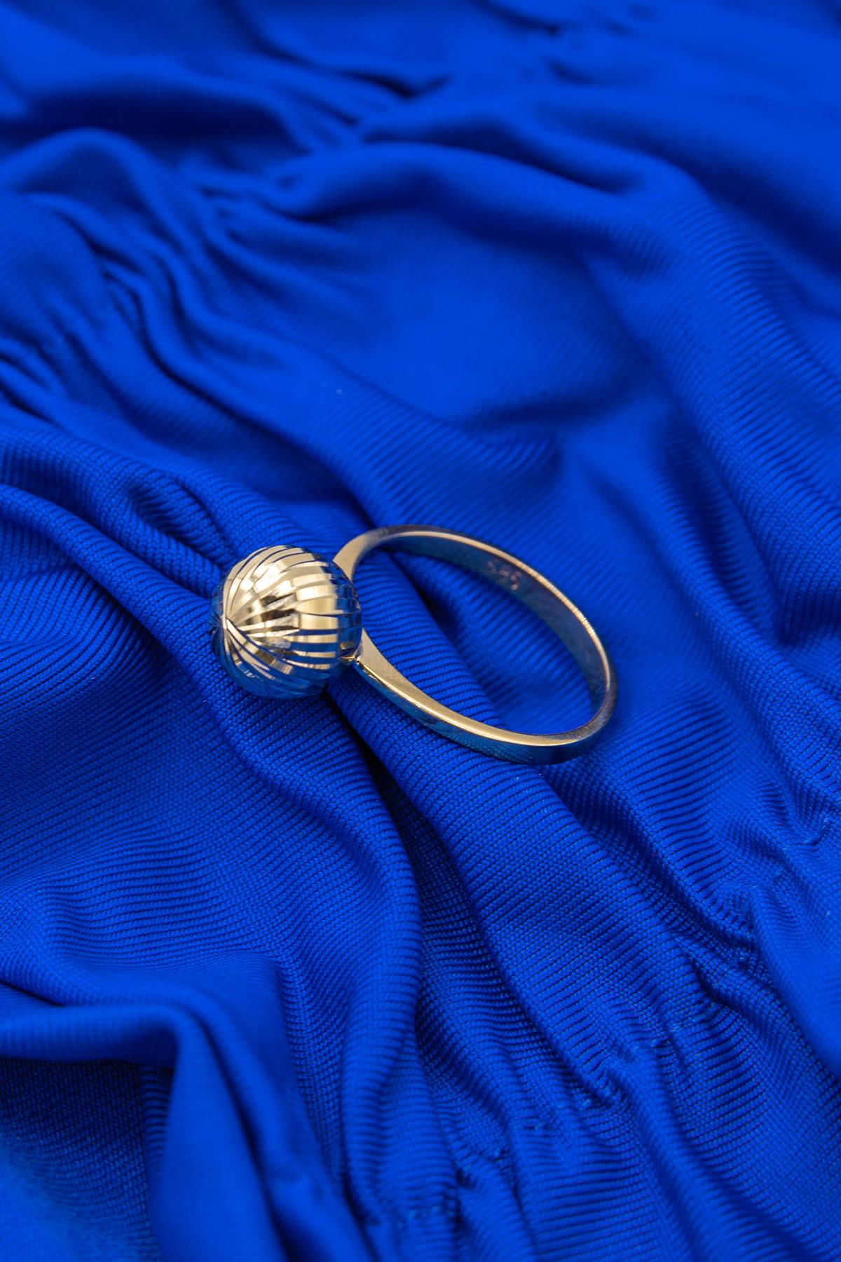 14K Gold Shiny Ball Ring 2