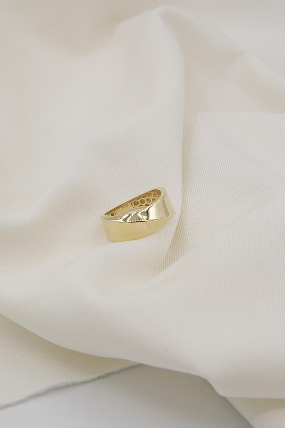 14K Gold Sirus Ring