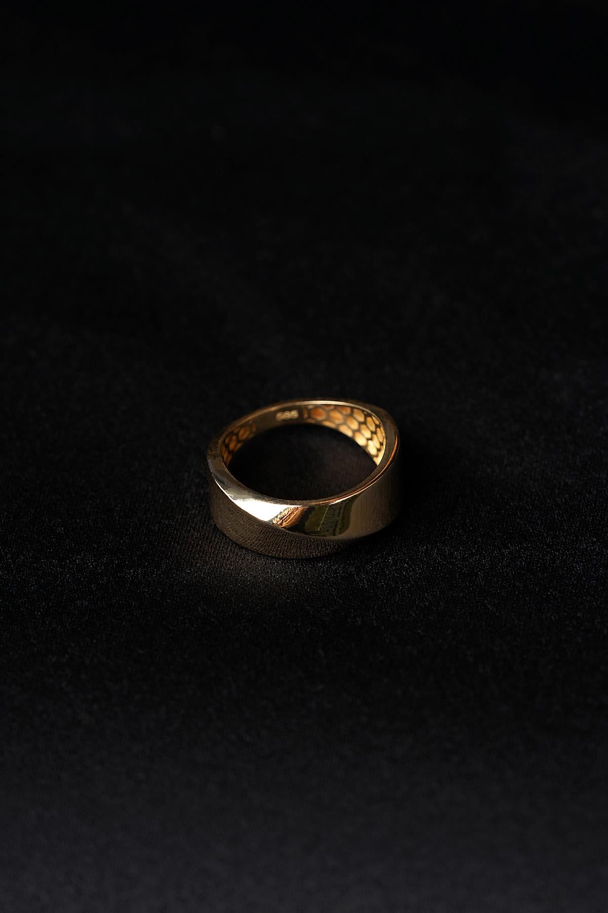 14K Solid Gold Sirus Ring