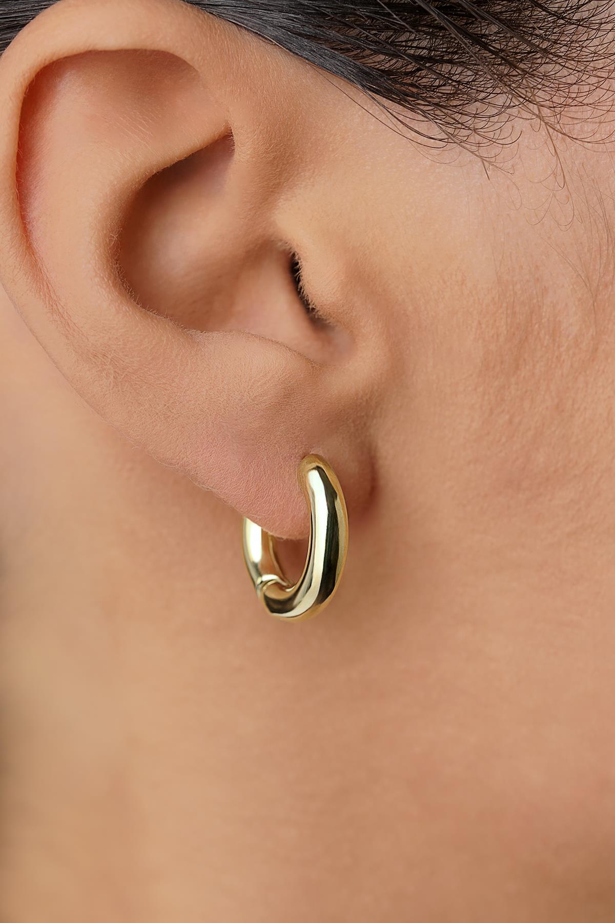 14K Gold Smooth Cylinder Hoop Earrings