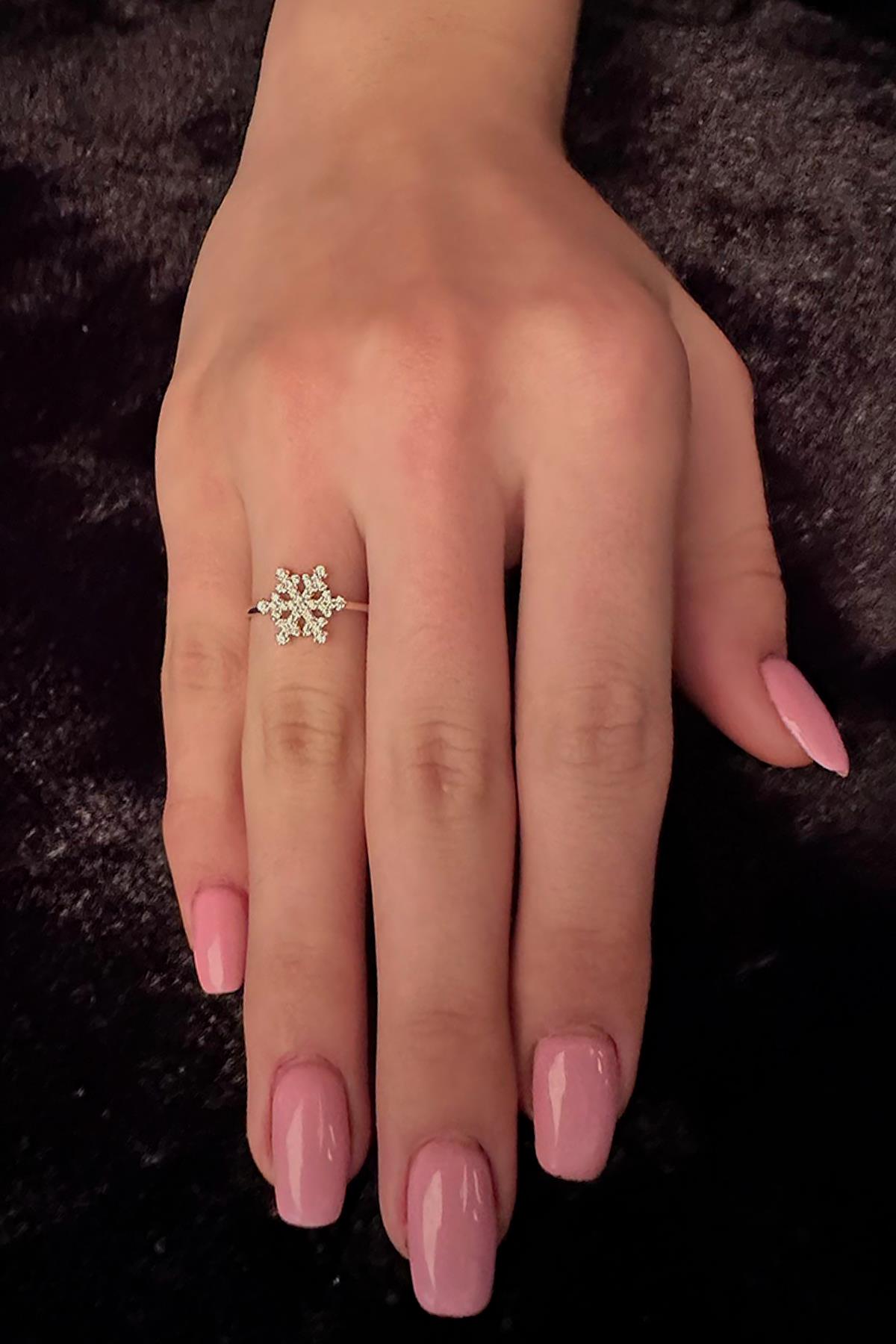 14K Gold Snowflake Ring