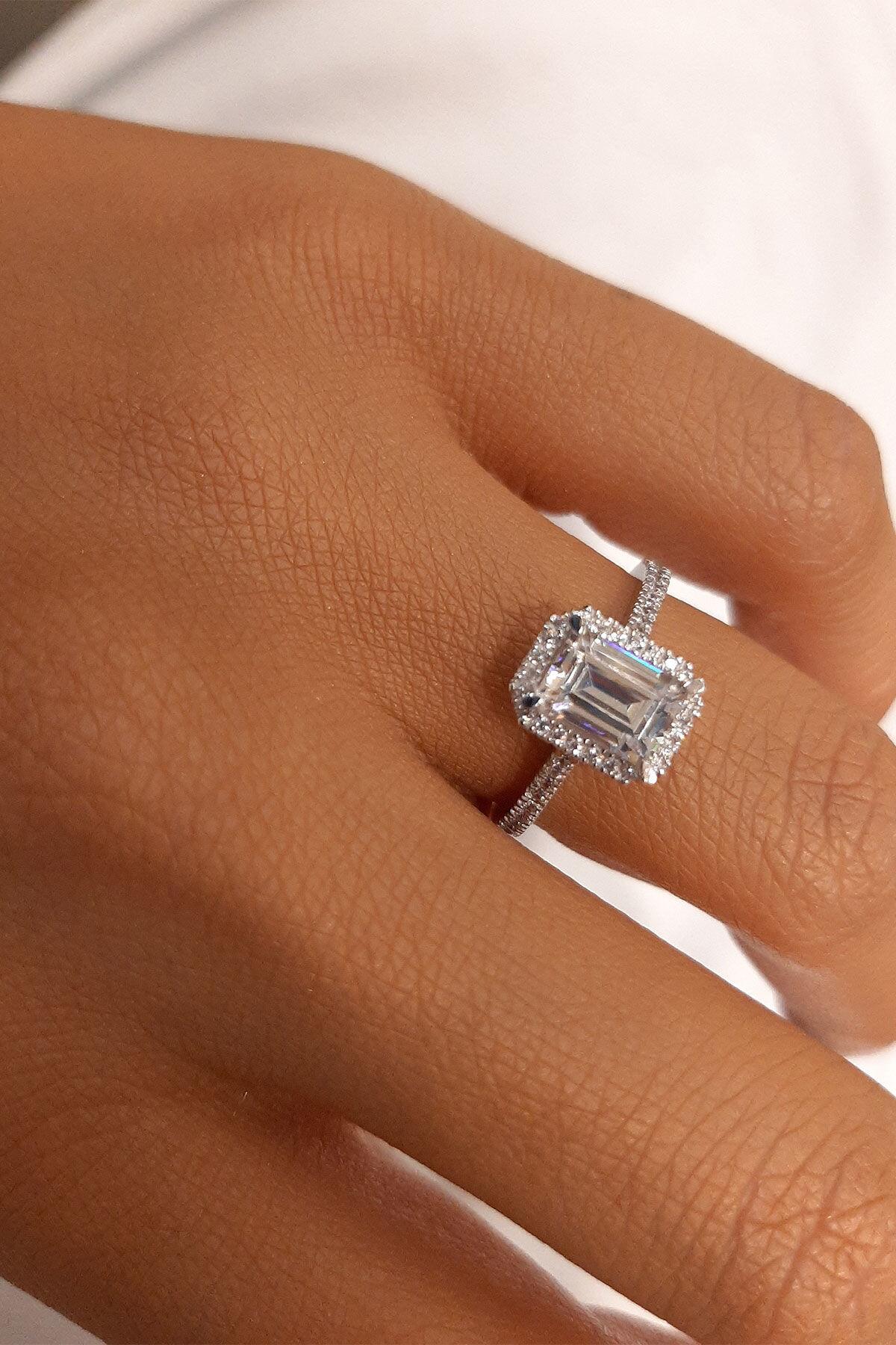 14K Gold Solitaire Ring