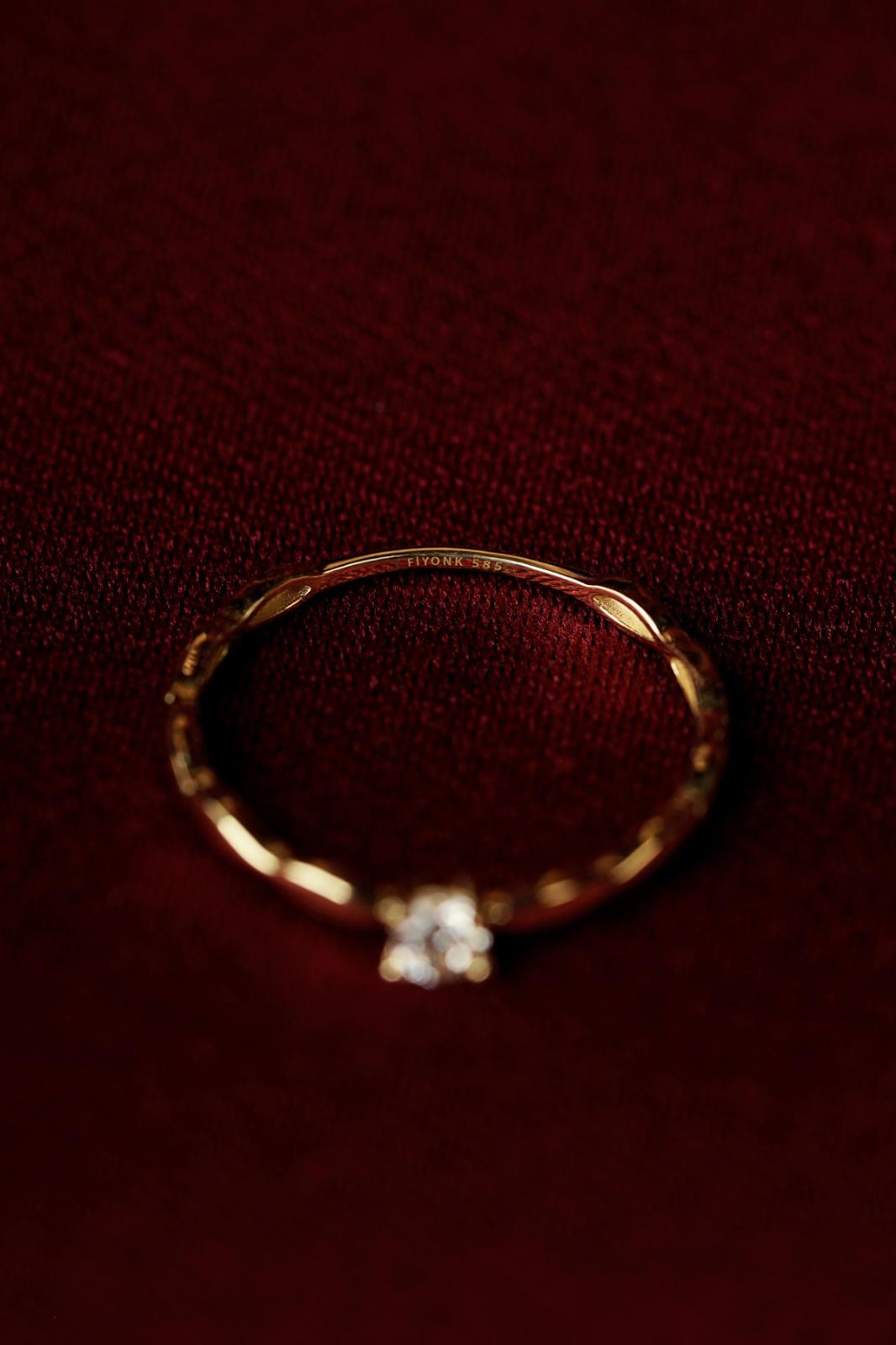 14K Gold Sparkling Solitaire Ring