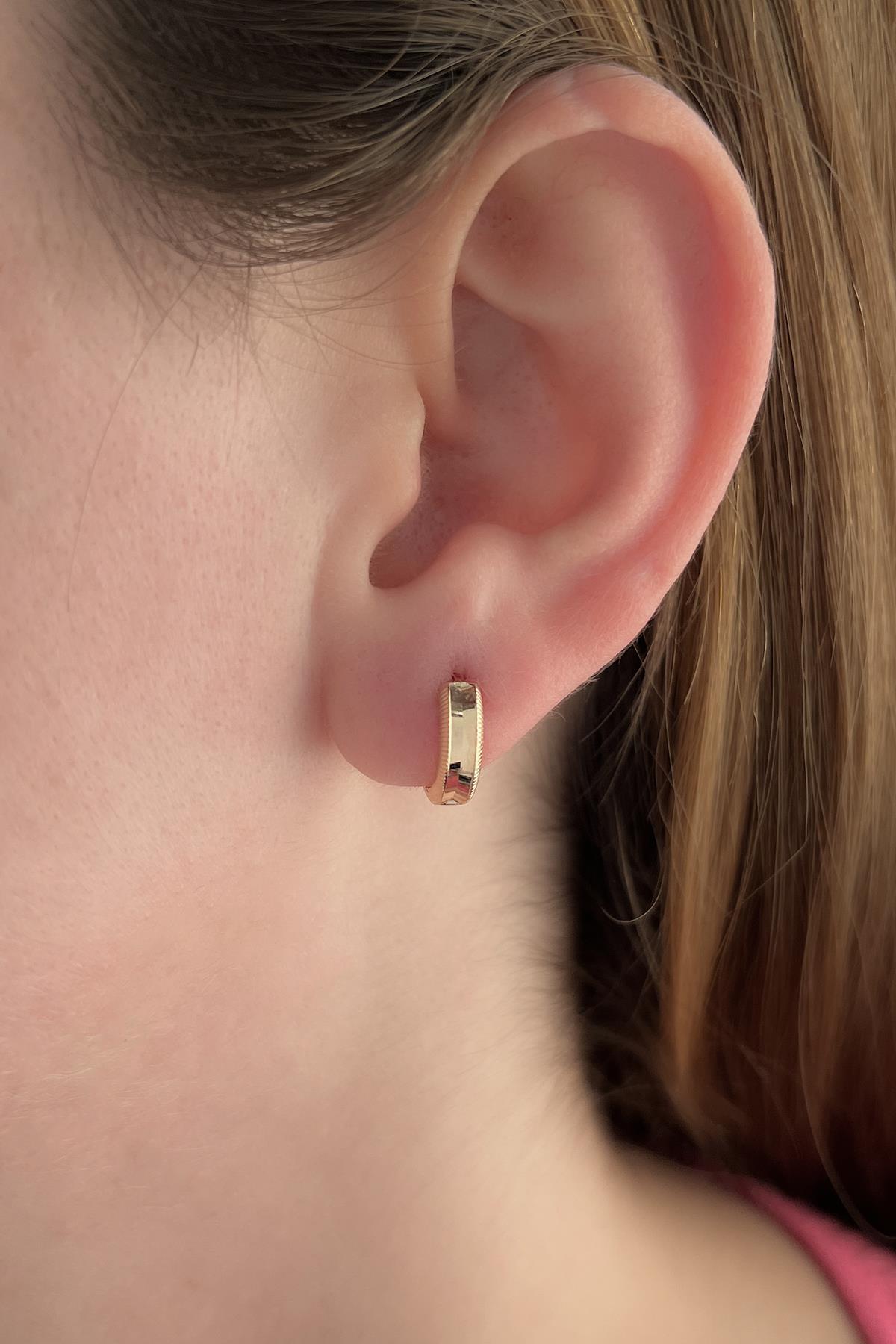 14K Gold Sparkly Hoop Earrings