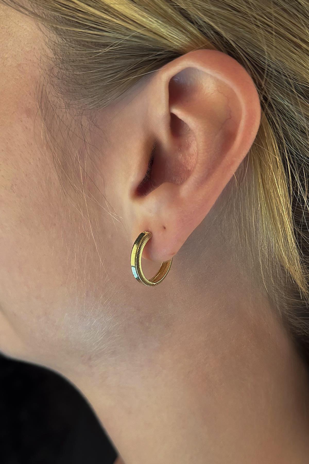 14k Gold Sparkly Hoop Earrings 4