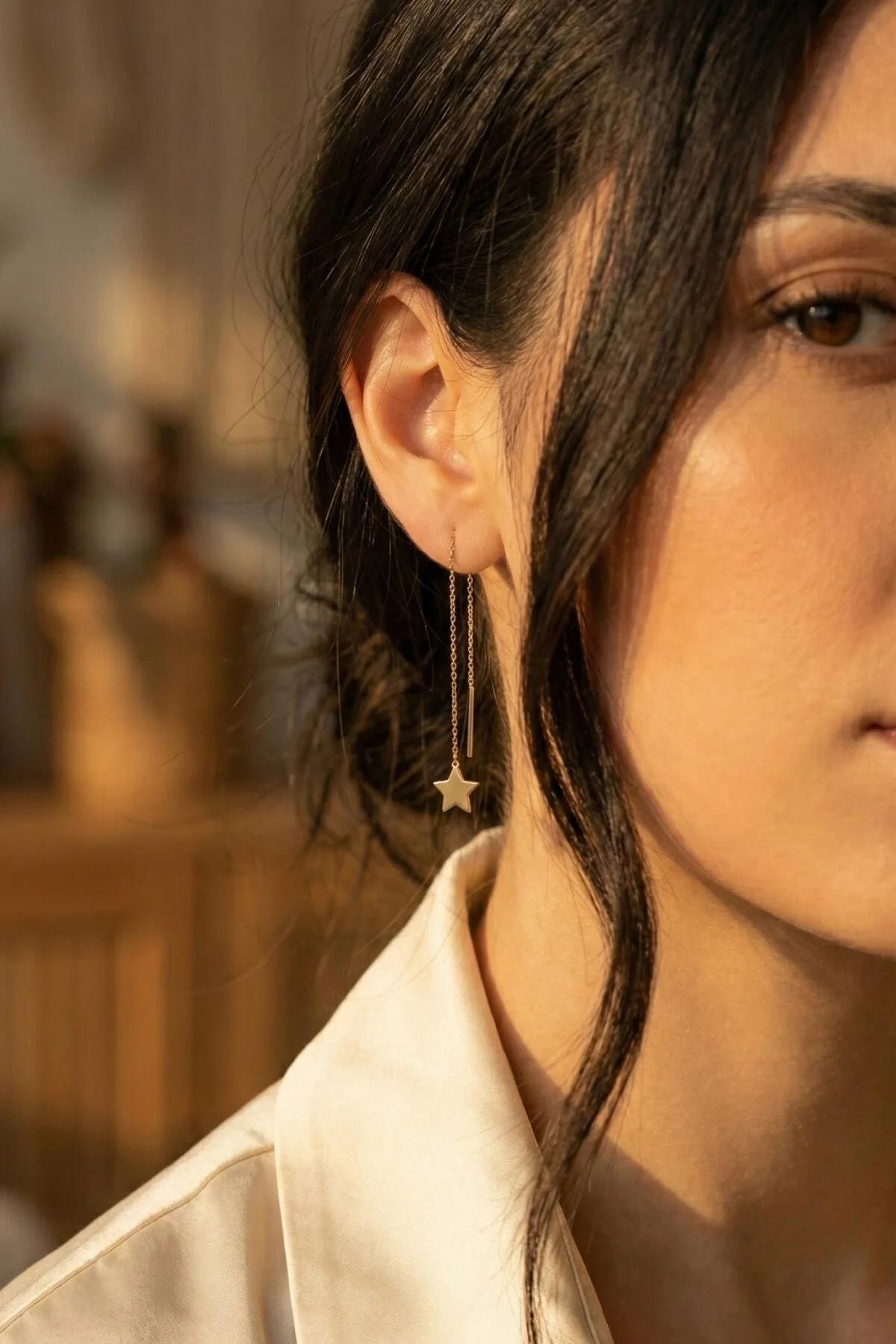 14K Gold Star-Detail Chain Earrings
