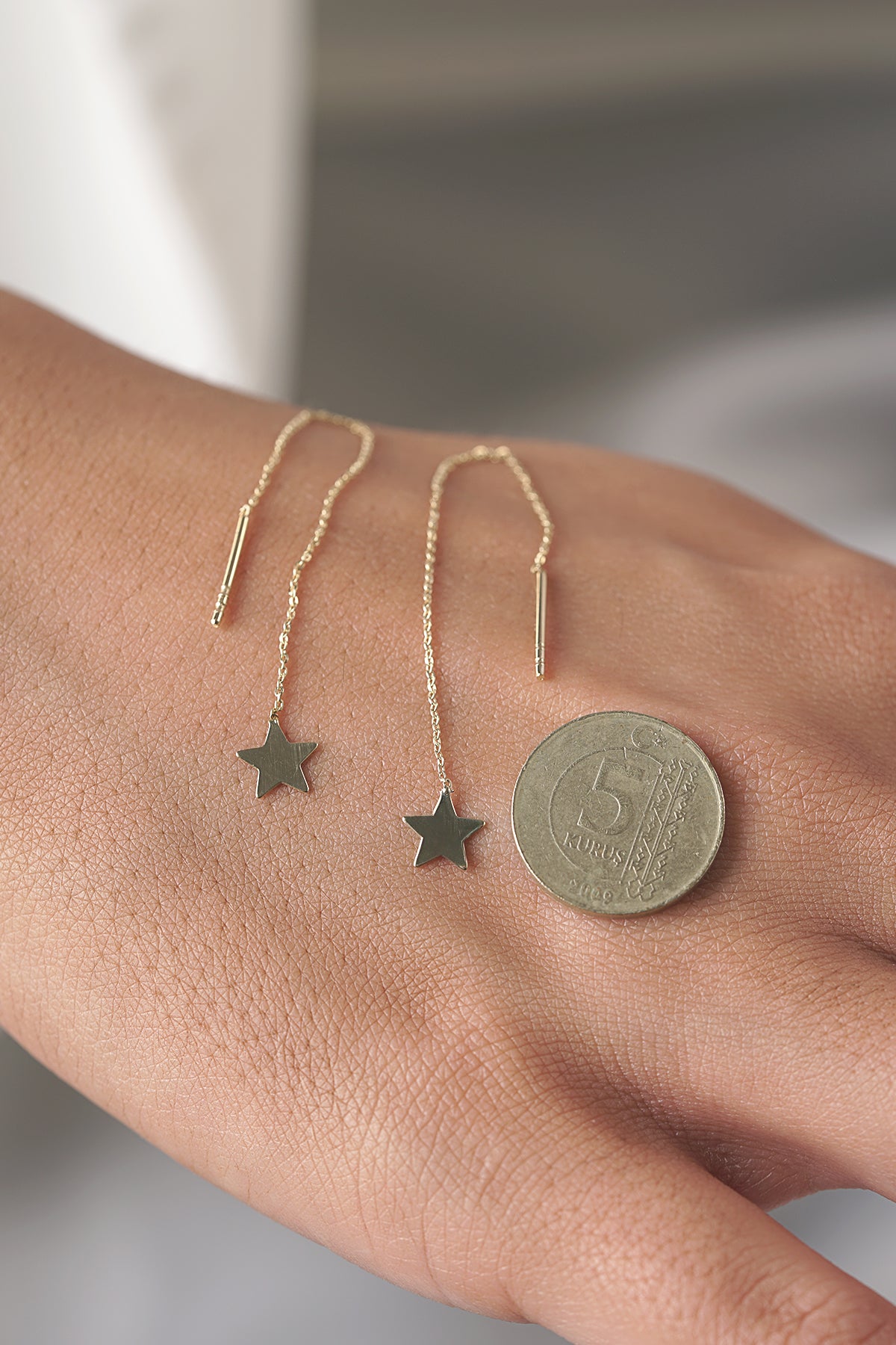 14K Gold Star-Detail Chain Earrings