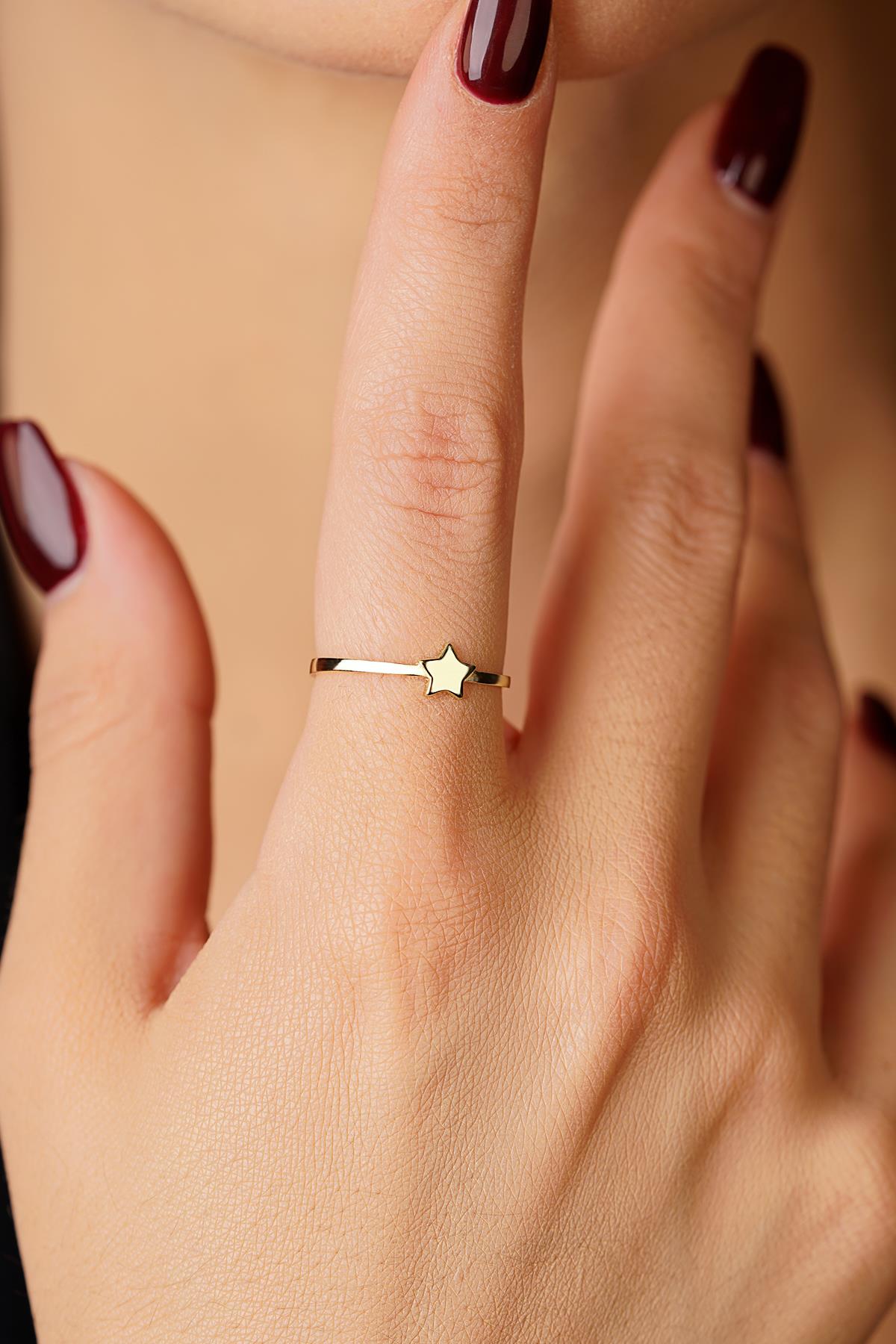 14K Gold Star Minimalist Ring
