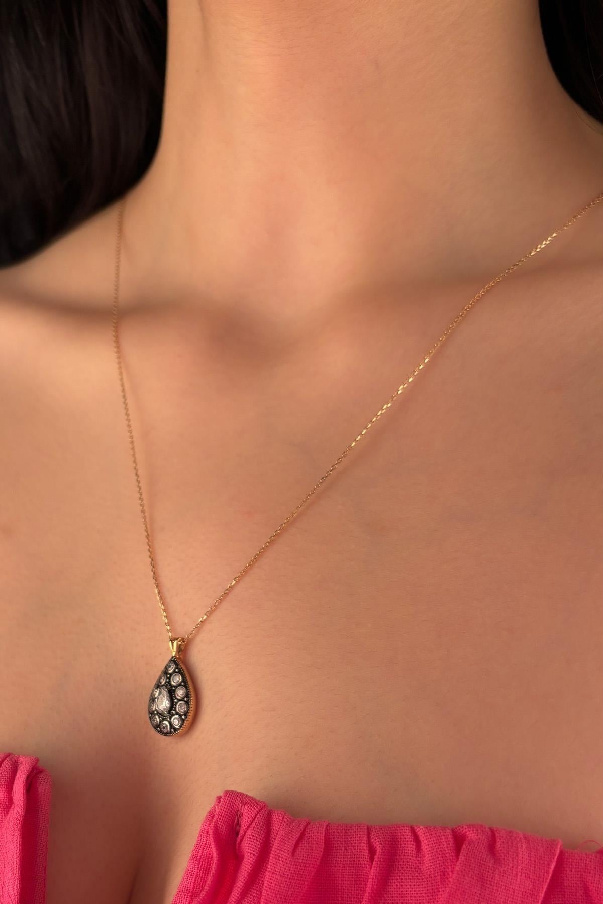 14K Gold Stone Drop Shape Necklace