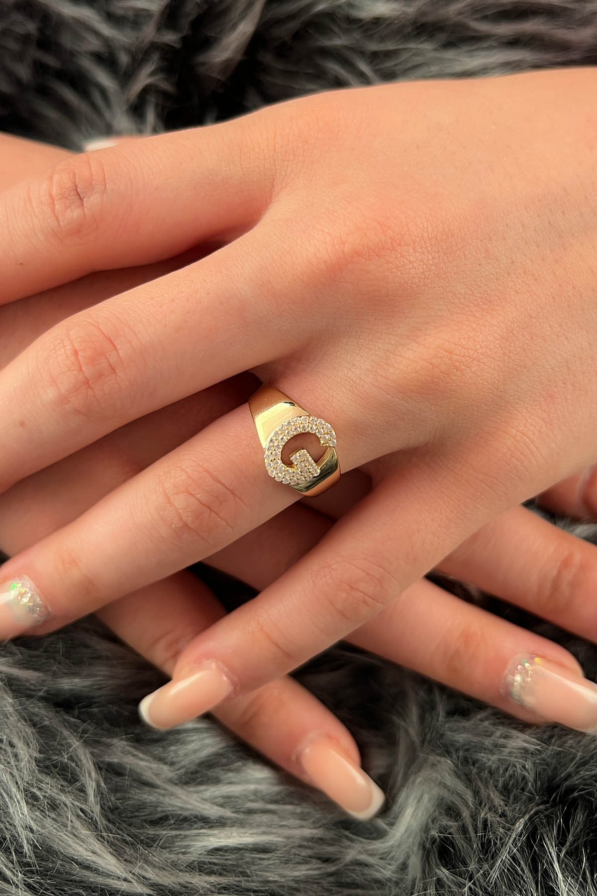 14K Gold Stone G Initial Ring