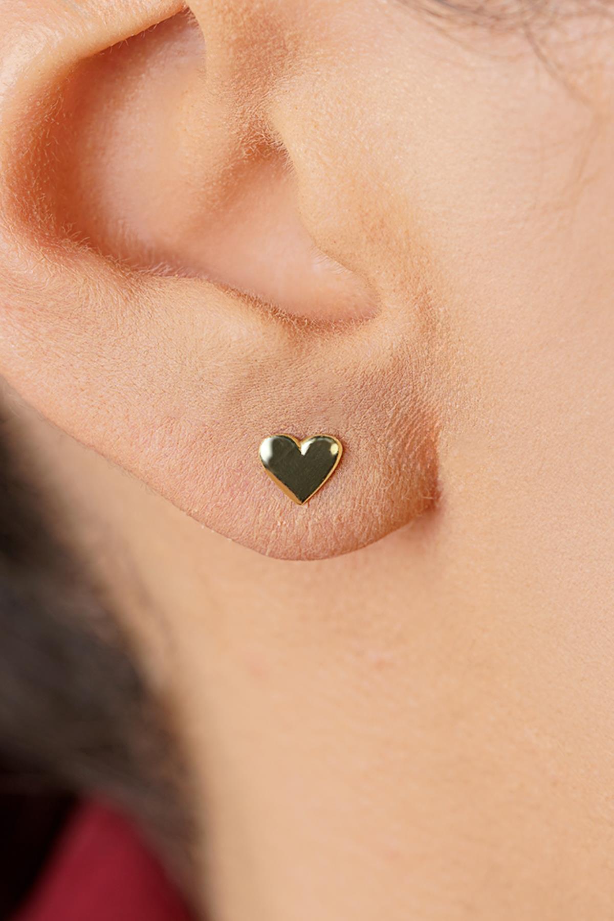 14K Gold Straight Heart Shape Stud Earrings
