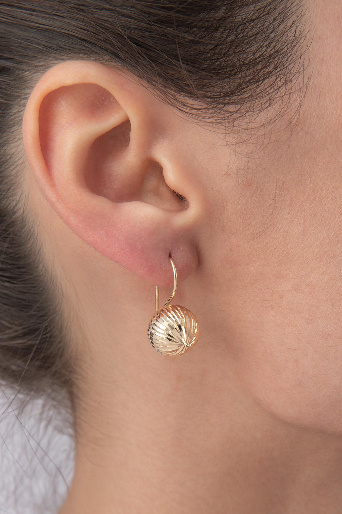 14K Gold Straight Patterned Euroball Earrings ( Big )