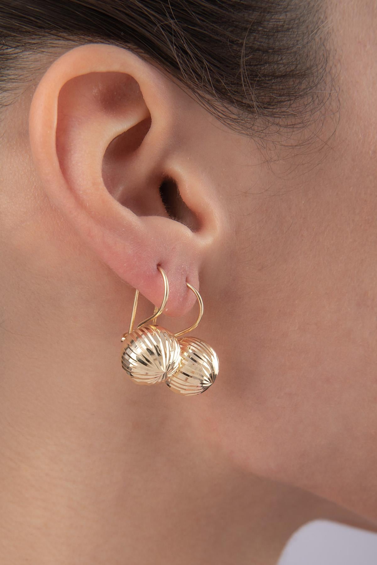 14K Gold Straight Patterned Euroball Earrings ( Big )