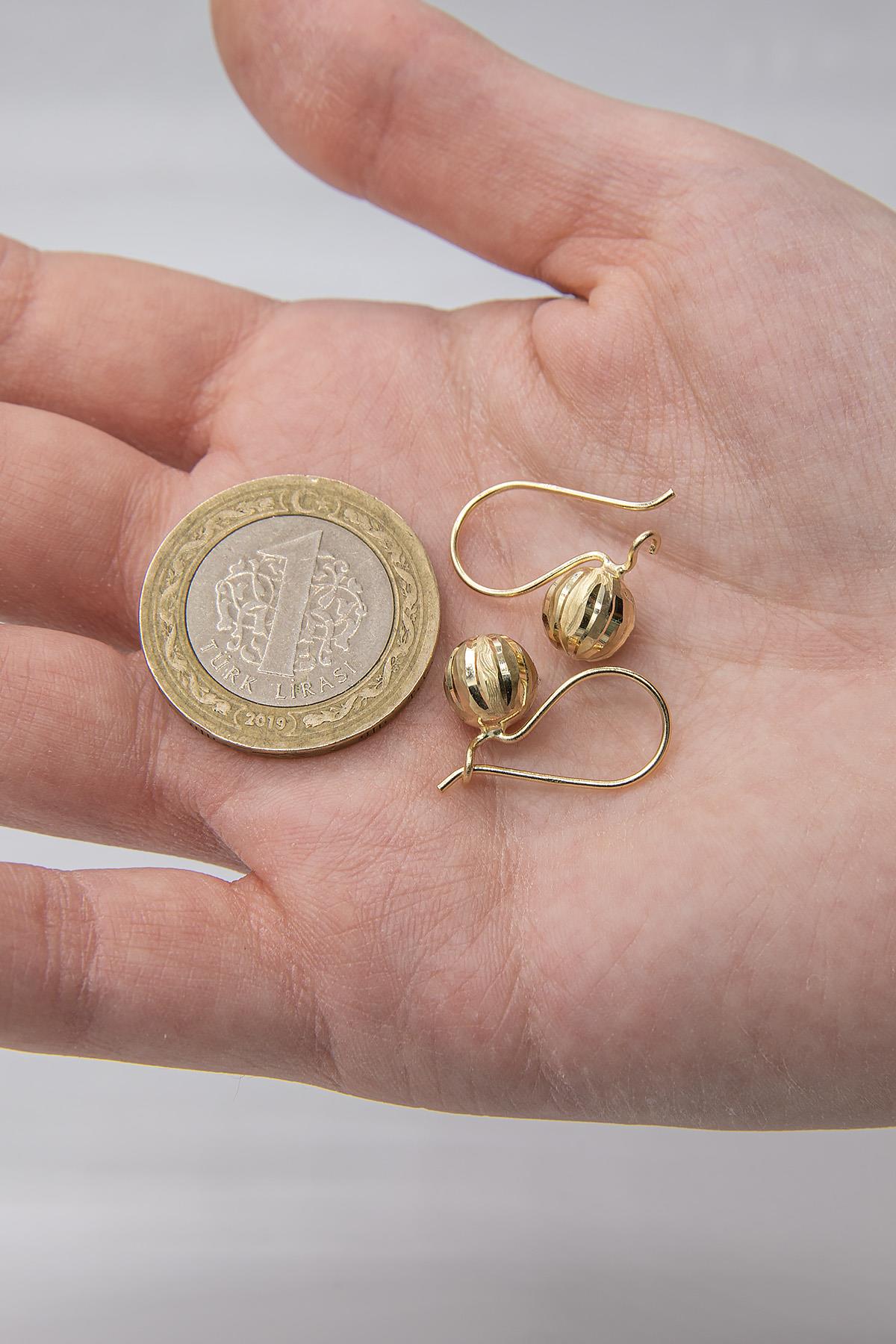 14K Gold Straight Patterned Euroball Earrings ( Medium )