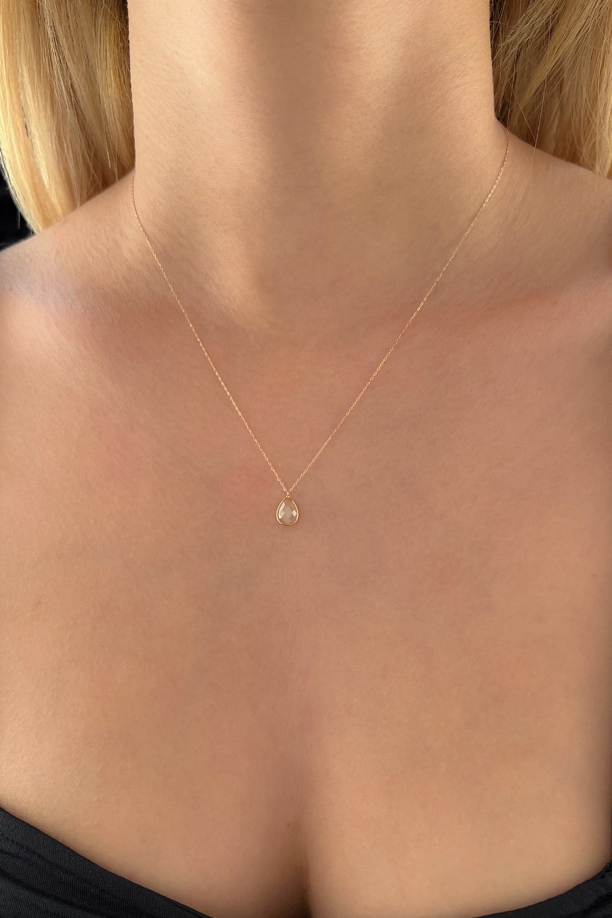 14K Gold Teardrop Shape Yellow Quartz Necklace