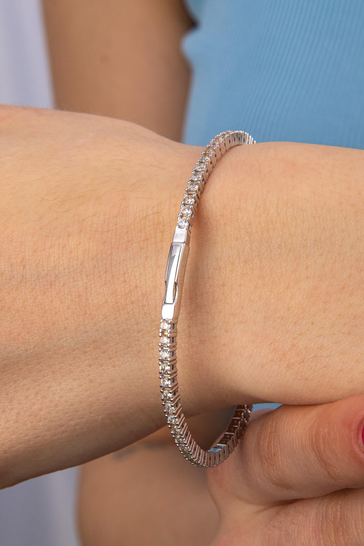 14K Gold Tennis Bangle