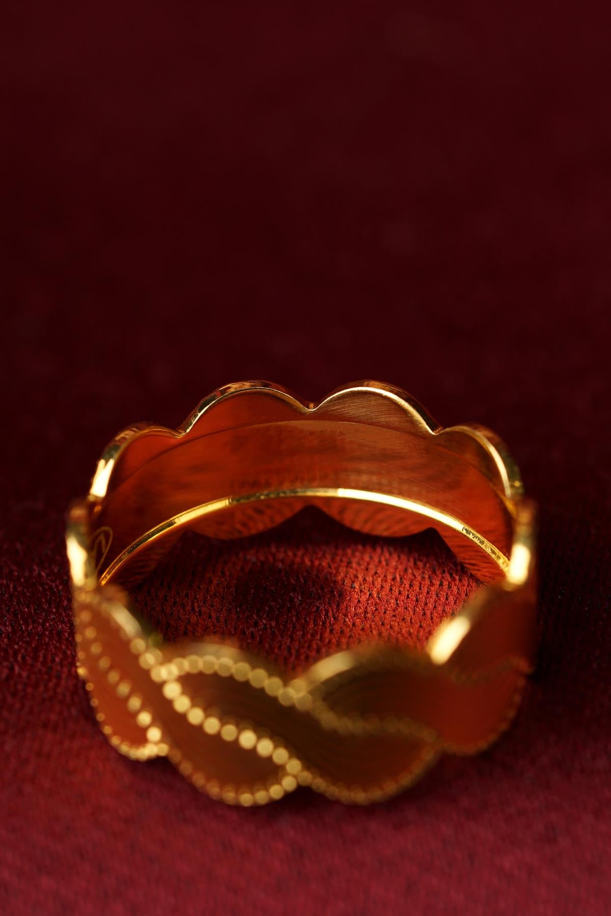 14K Gold Tesoro Wedding Band