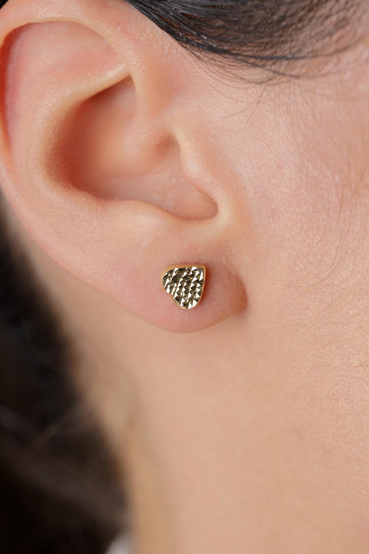 14K Gold Textured Heart Stud Earrings
